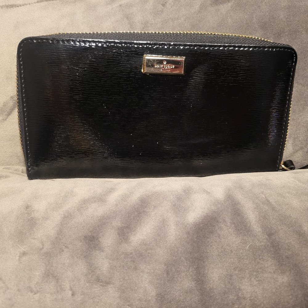 Kate spade black patent leather wallet